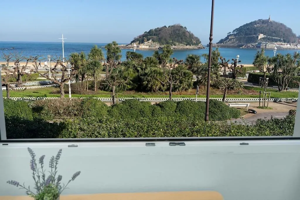 Villa Completa Para 8 En Primera Linea De Playa San Sebastian 0*,