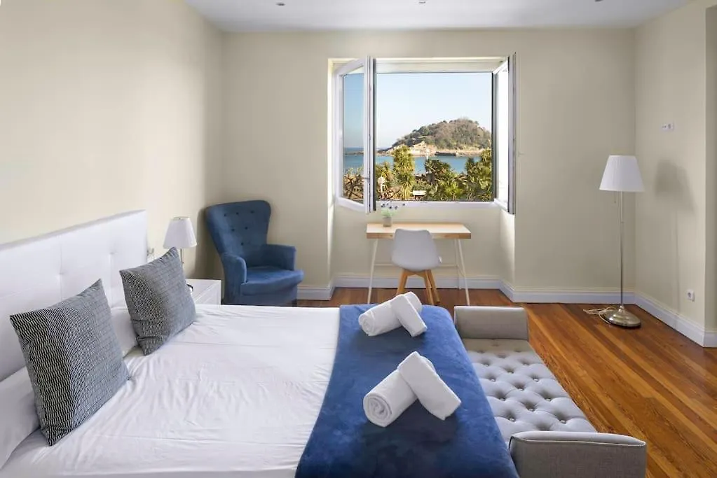 Villa Completa Para 8 En Primera Linea De Playa San Sebastian 0*,