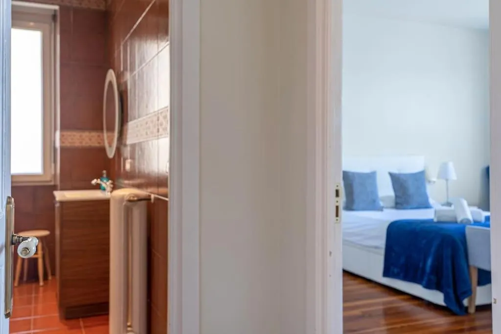 Villa Completa Para 8 En Primera Linea De Playa San Sebastian Holiday home